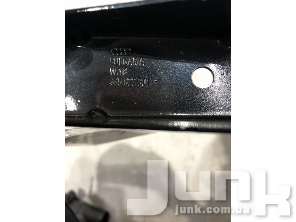 Петля багажника левая для Audi oe 4G5827301B разборка бу