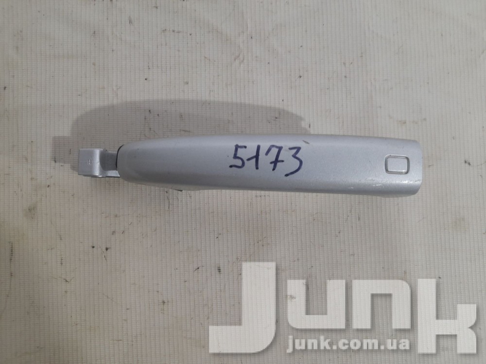 Ручка двери передней наружная правая для Audi A4 B8 oe 8T0837205A разборка бу