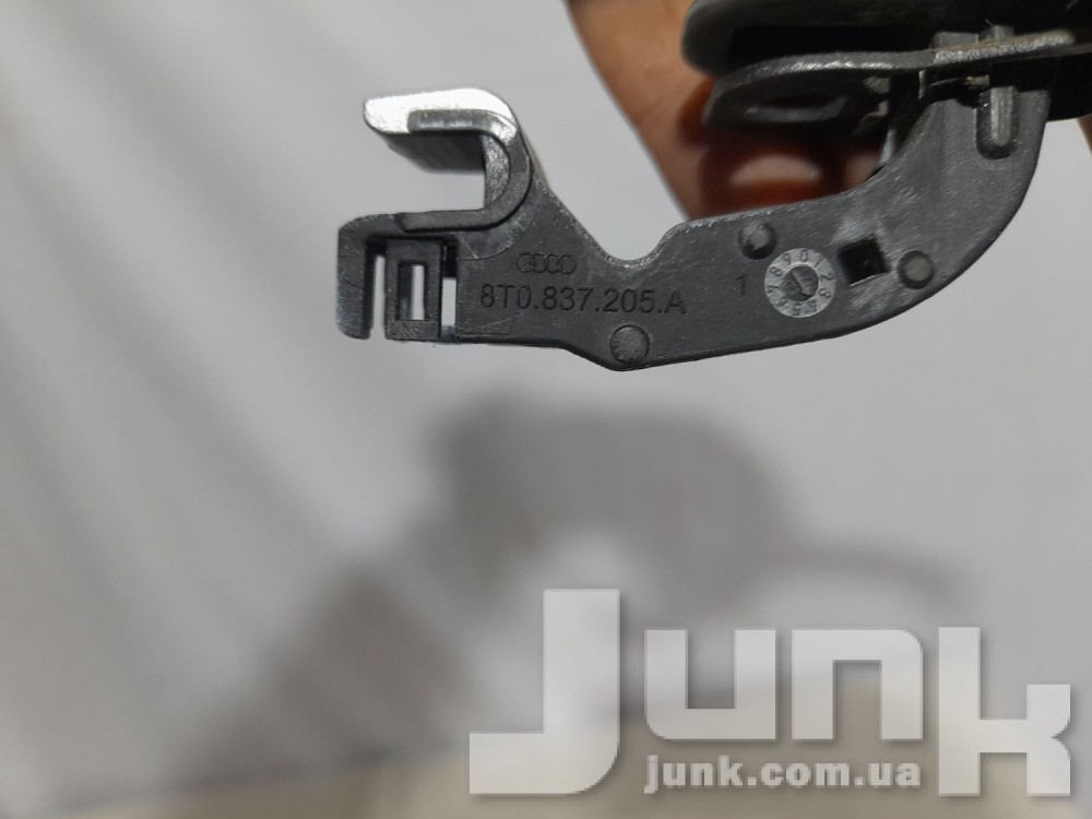 Ручка двери передней наружная правая для Audi A4 B8 oe 8T0837205A разборка бу