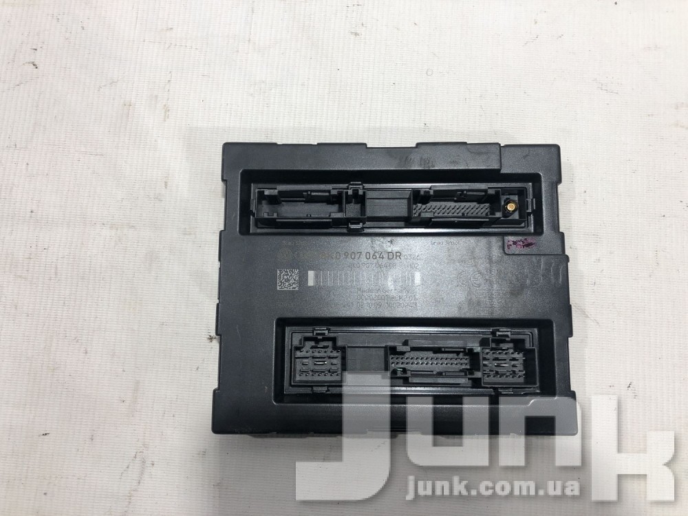 Блок управления центральным замком для Audi Q5 oe 8K0907064DR разборка бу