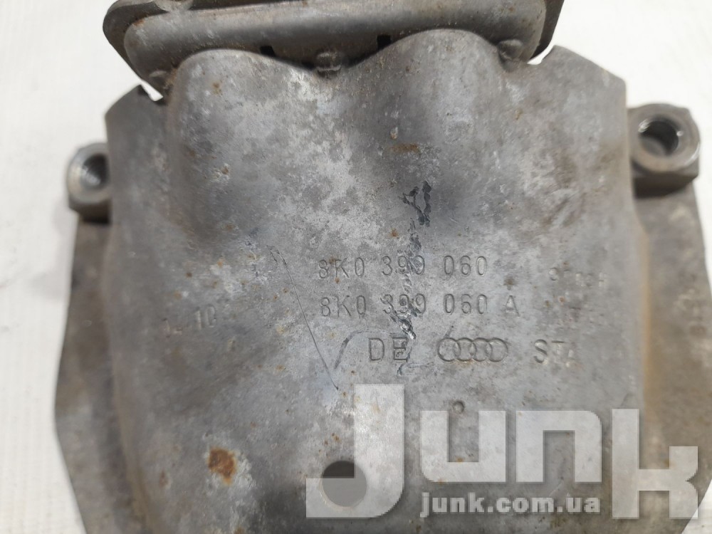 Кронштейн подушки двигателя правый для Audi A4 B8 oe 8K0399060 разборка бу