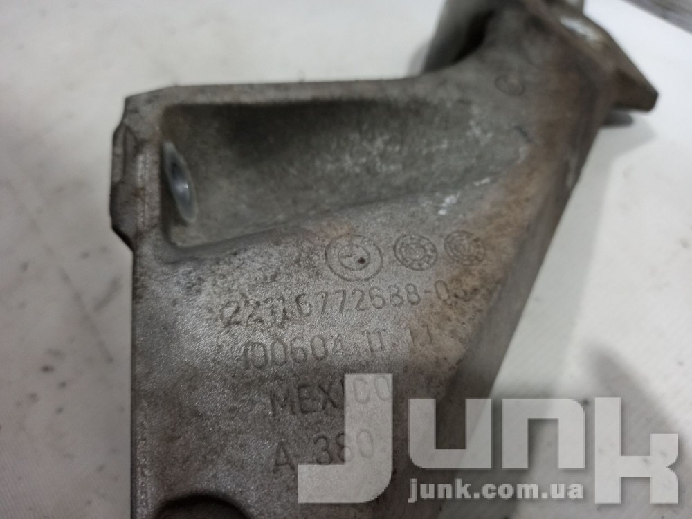 Кронштейн двигателя (лапа крепления) для X5 E70 Б/У oe 22116772688 разборка бу