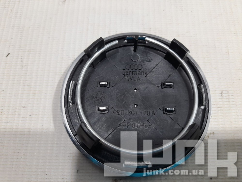Заглушка в диск для Audi A6 C7 oe 4B0601170A разборка бу