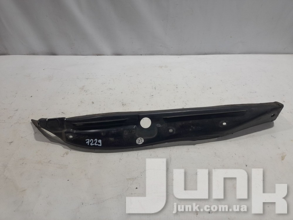 Пыльник правого крыла для Mercedes W211 oe A2118890425 разборка бу