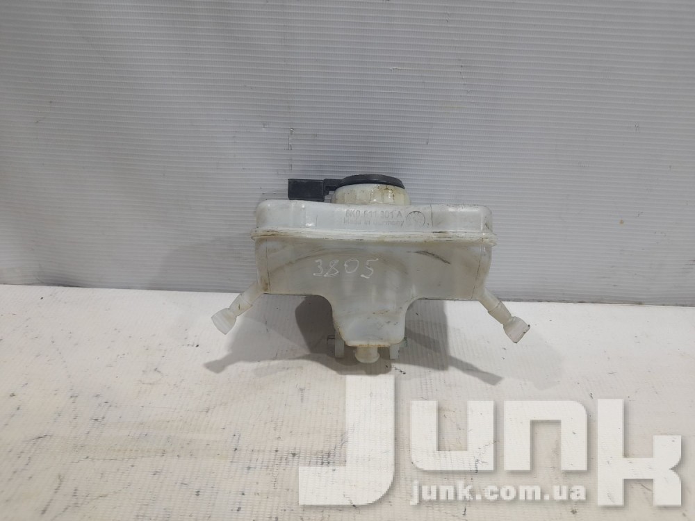 Бачок главного тормозного цилиндра для Audi A6 C7 oe 8K0611301A разборка бу
