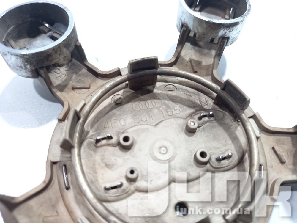 Заглушка в диск для Audi A6 C7 oe 4F0601165N разборка бу