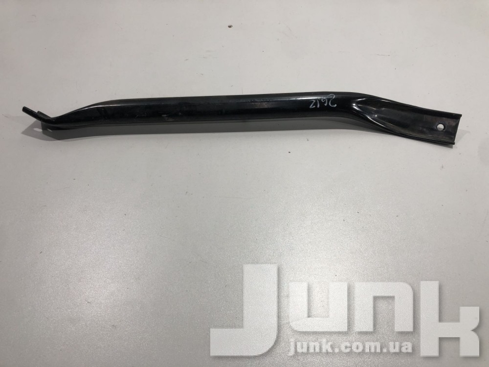 Распорка стакана правая для Audi Q5 oe 8R0805620A разборка бу