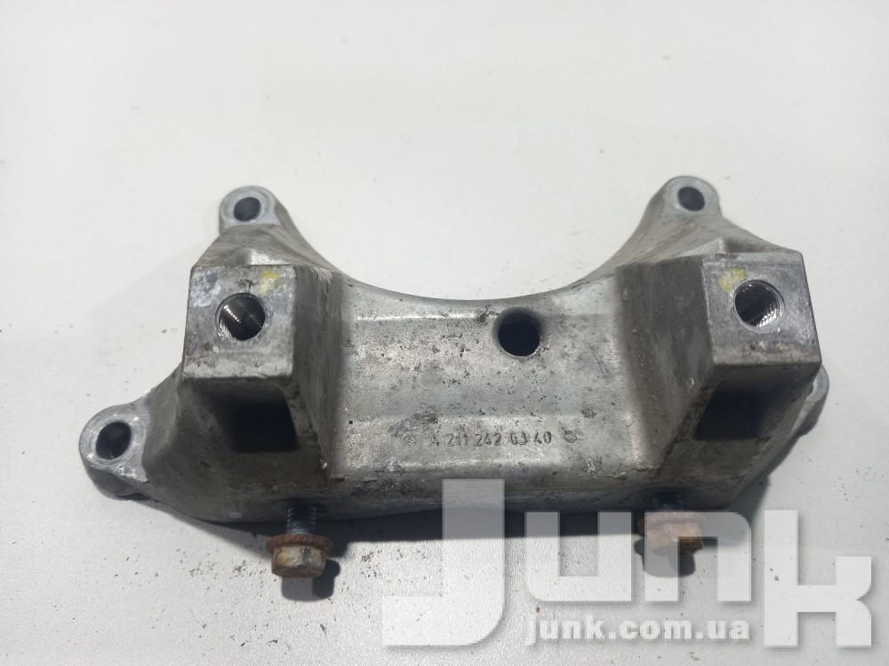 Опора АКПП для Mercedes W221 oe A2112420340 разборка бу