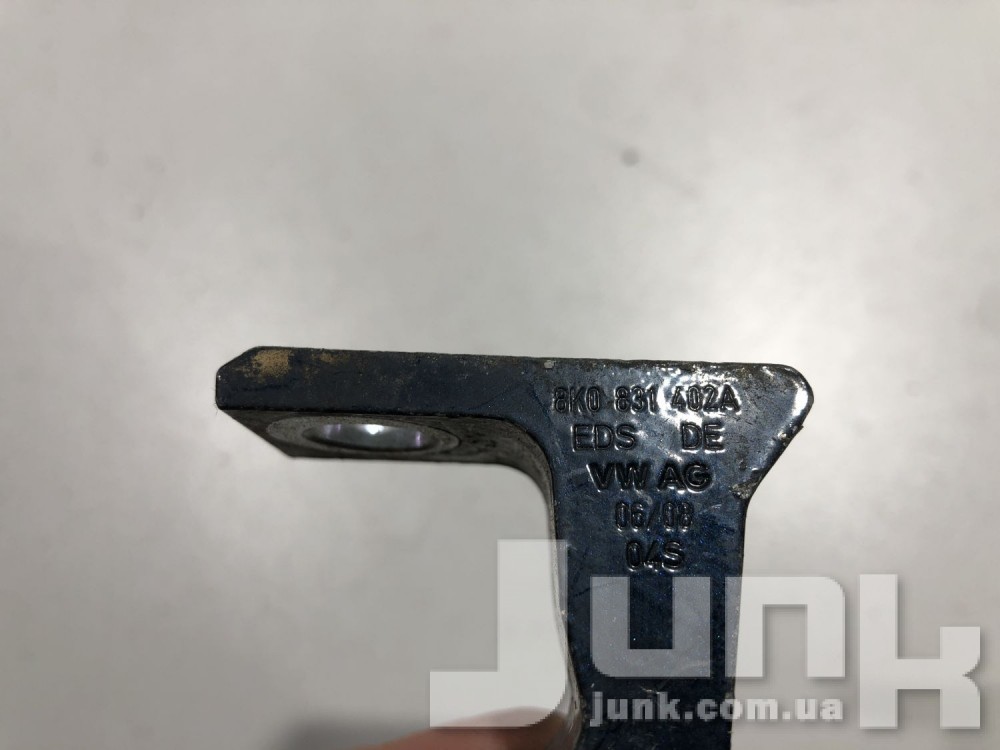 Петля двери задней правой для Audi A6 C7 oe 8K0831402A разборка бу