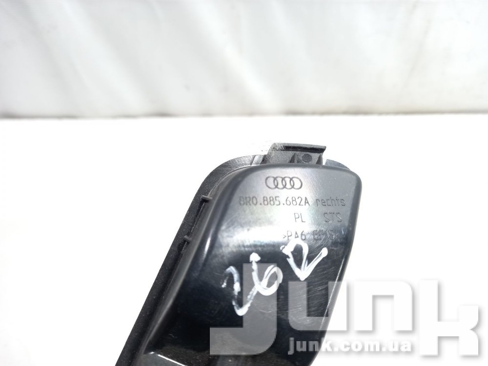 Ручка заднего сиденья правая для Audi Q5 oe 8R0885682A разборка бу