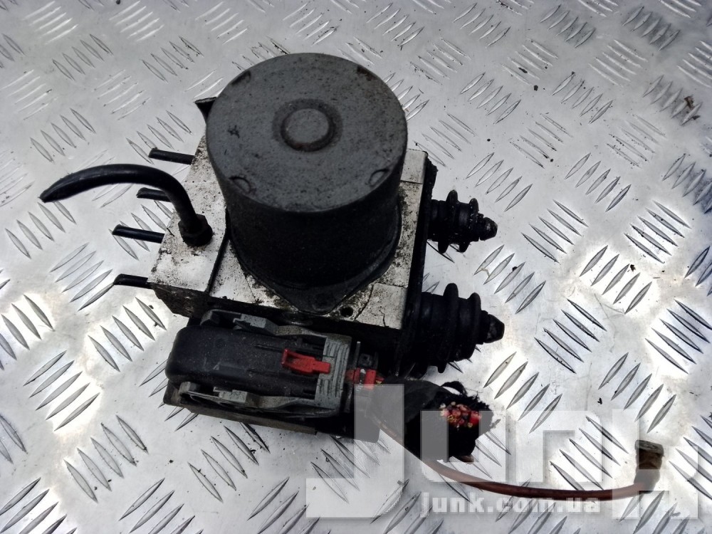 Блок ABS для Audi Q5 oe 8R0614517L разборка бу