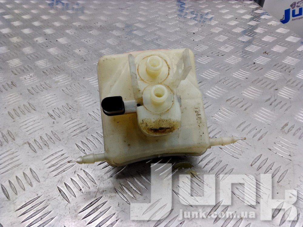 Бачок главного тормозного цилиндра для Porsche Panamera 4 oe 97035501300 запчасти бу Бачок главного тормозного цилиндра для Porsche Panamera 4 oe 97035501300 разборка бу