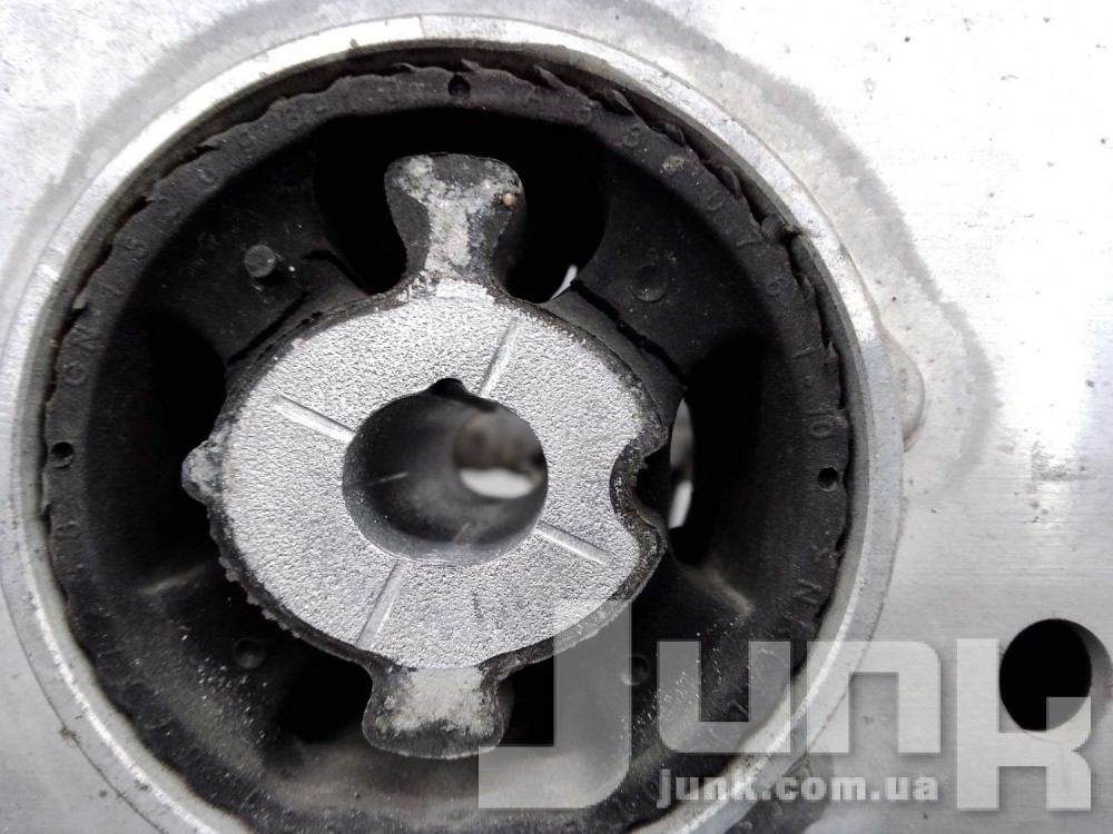 Подрамник задний для F10 Б/У oe 33316798545 запчасти бу Подрамник задний для F10 Б/У oe 33316798545 разборка бу