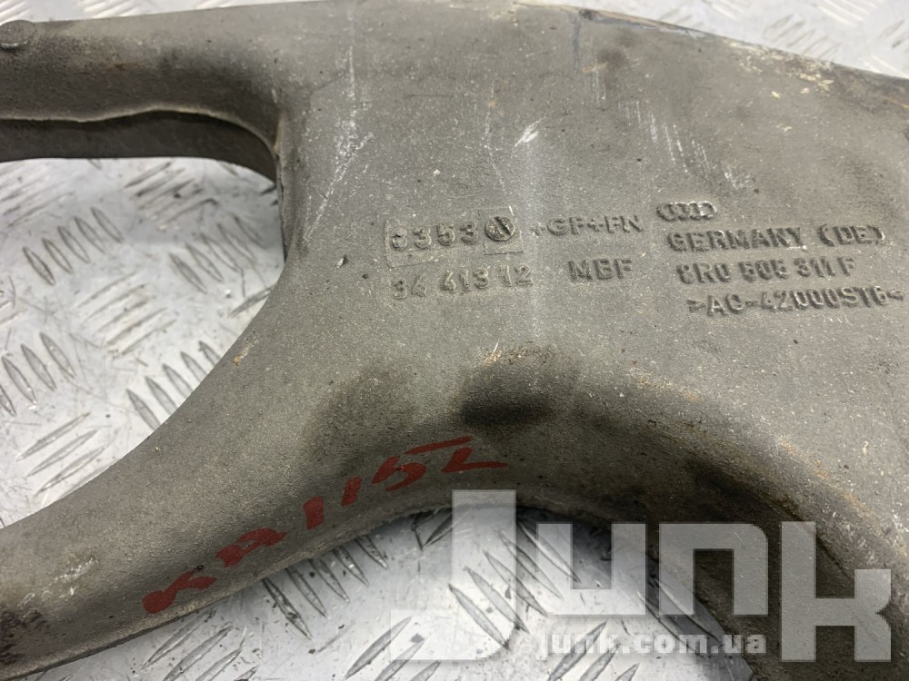 Рычаг задней подвески нижний левый для A6 C7 Б/У oe 8R0505311F разборка бу