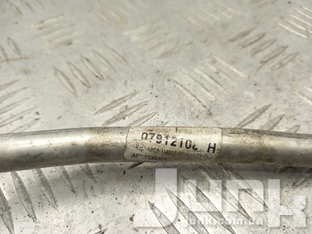 Трубка системы охлаждения для Audi S6 C7 oe 079121083H разборка бу