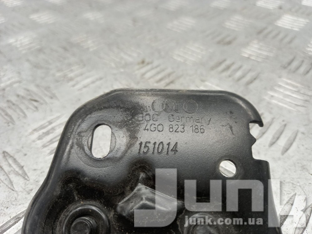 Кронштейн замка капота для Audi A6 C7 oe 4G0823186 разборка бу