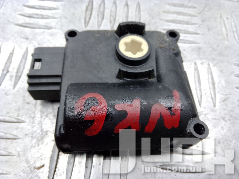 Сервопривод заслонки печки для Audi A6 C6 oe 4F0820511B разборка бу