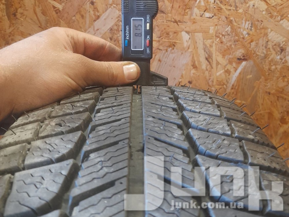 Шины Michelin X-Ice XI3 215/60 R16 99H XL oe  разборка бу