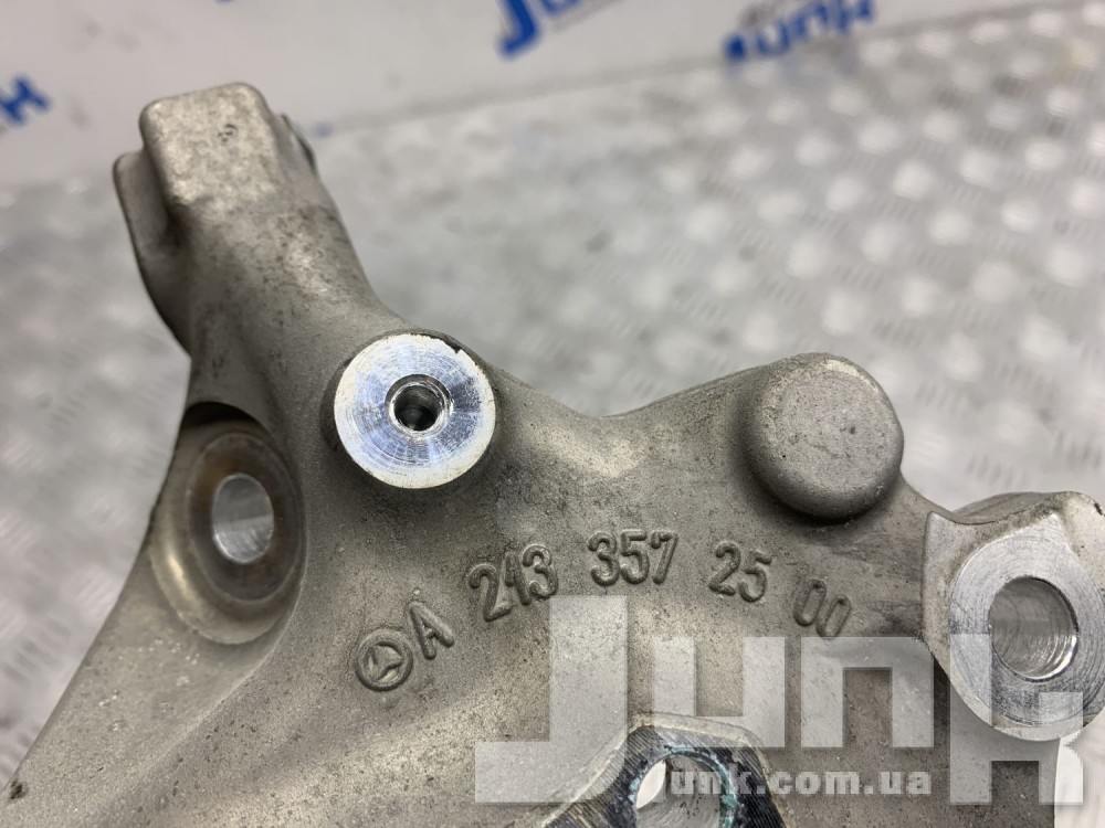 Поворотный кулак задний левый для Mercedes X253 GLC-Klasse oe A2133503105 разборка бу