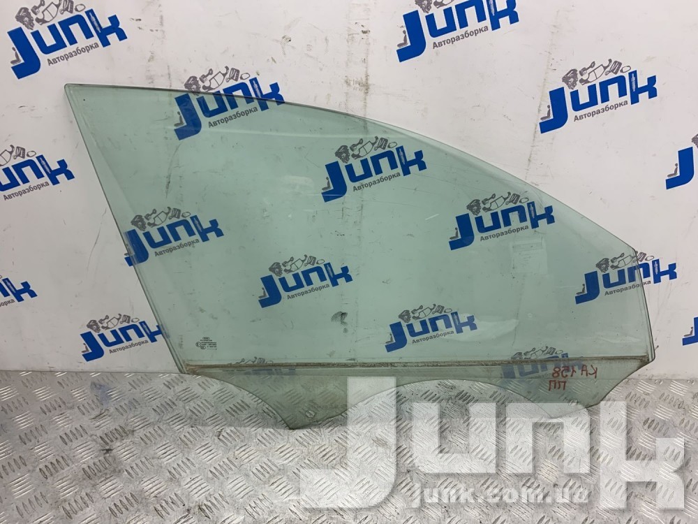 Стекло двери передней правое для Audi A4 B8 oe 8K0845202D разборка бу