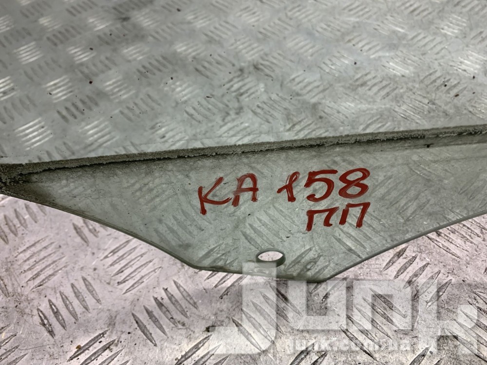 Стекло двери передней правое для Audi A4 B8 oe 8K0845202D разборка бу