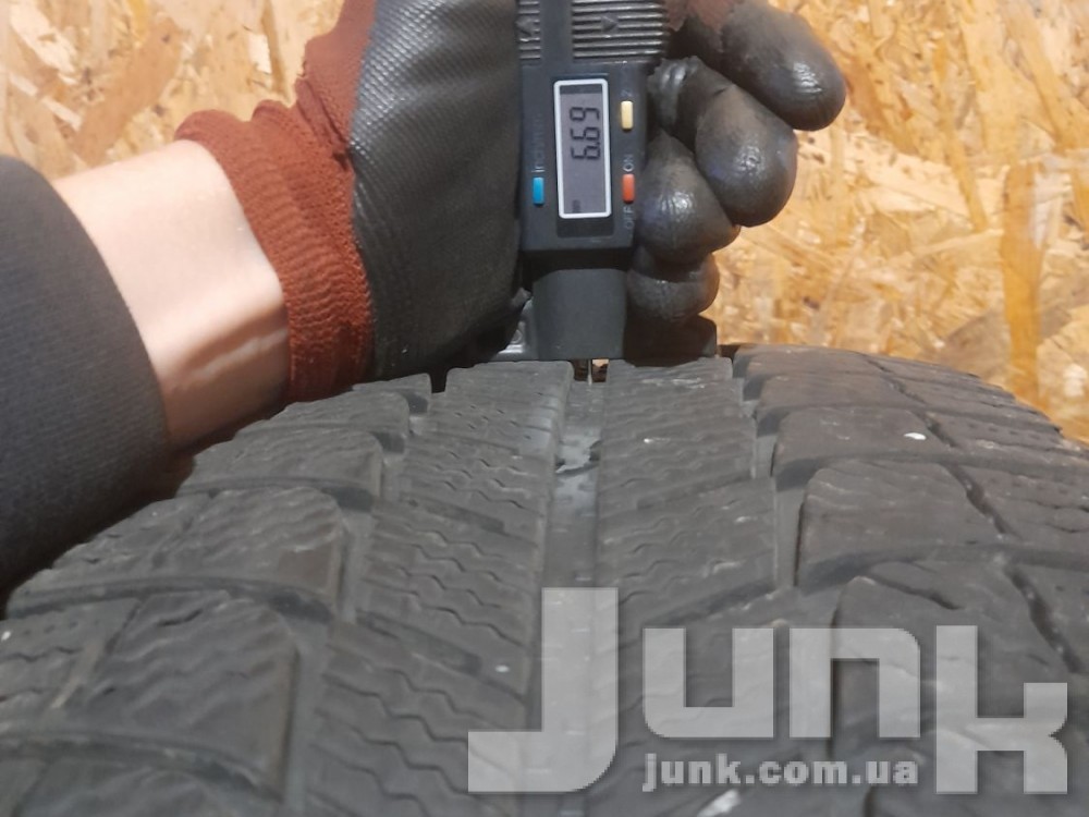 Шины Michelin X-Ice XI3 215/55 R17 98H XL Б/У 6,5 мм oe  разборка бу