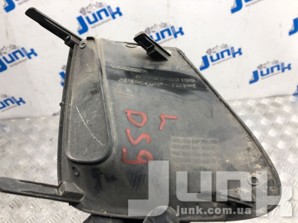 Решетка  бампера левая для Тойота Corolla E16/E17 oe 8148202190 разборка бу