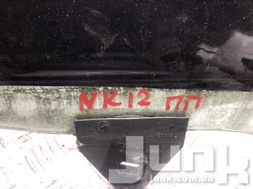 Стекло двери передней правое для Audi A4 B7 oe 8E0845022D разборка бу