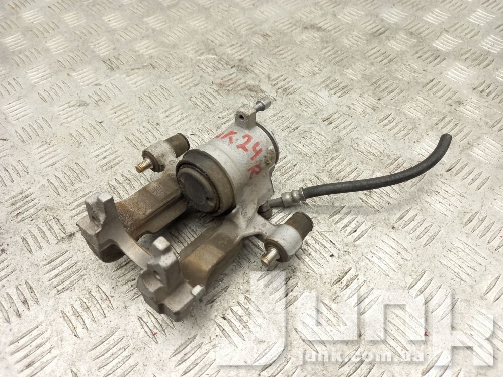 Суппорт тормозной задний правый для Atlas Cross Sport Б/У oe 3Q0615424FSL7 разборка бу