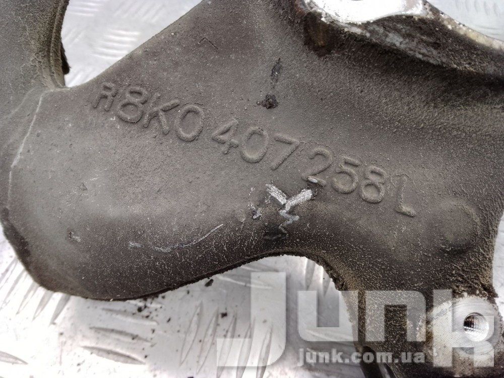 Кулак поворотный передний правый для Audi Q5 oe 8K0407254R разборка бу