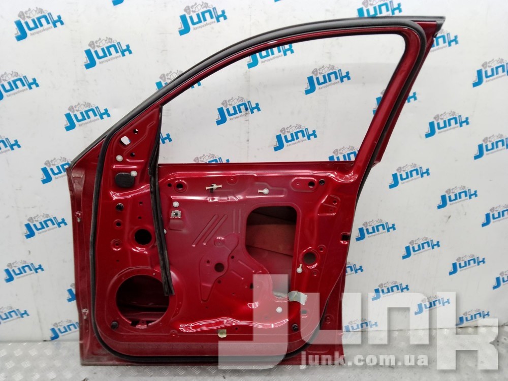Дверь передняя правая для Audi Q5 oe 8R0831052E разборка бу