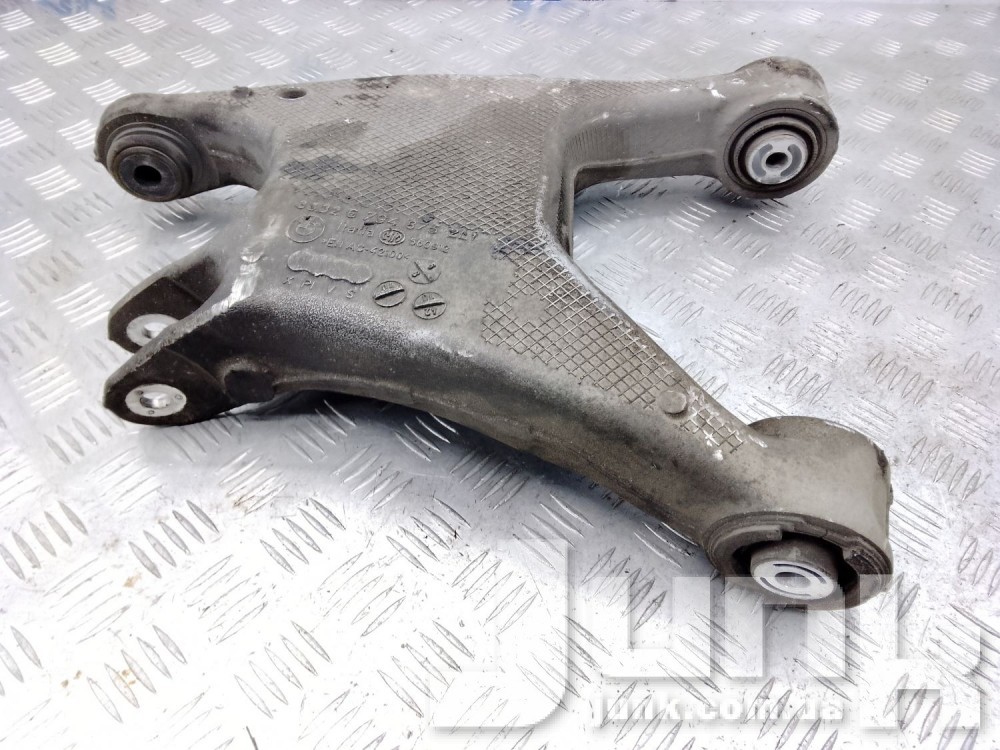 Рычаг задней подвески нижний  левый для F10 Б/У oe 33326865897 разборка бу