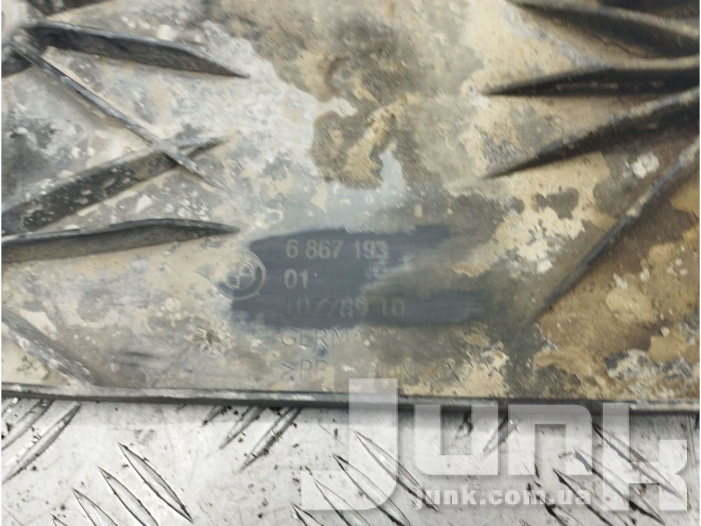 Антигравийная защита для BMW X1 F48 oe 33366867193 разборка бу