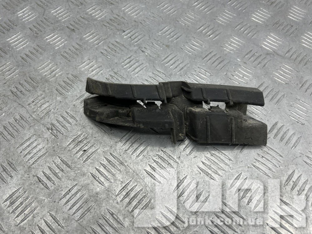 Кронштейн переднего бампера левый для Audi Q5 oe 8R0807277 разборка бу