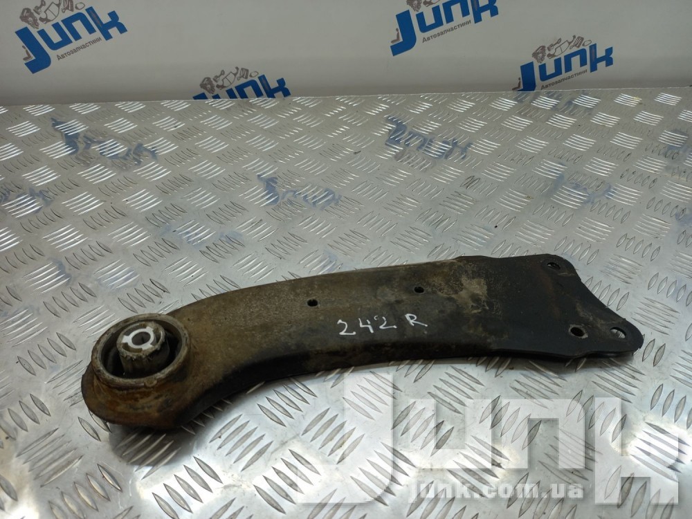 Рычаг задний продольный правый для Tiguan I Б/У oe 3C0505224F разборка бу