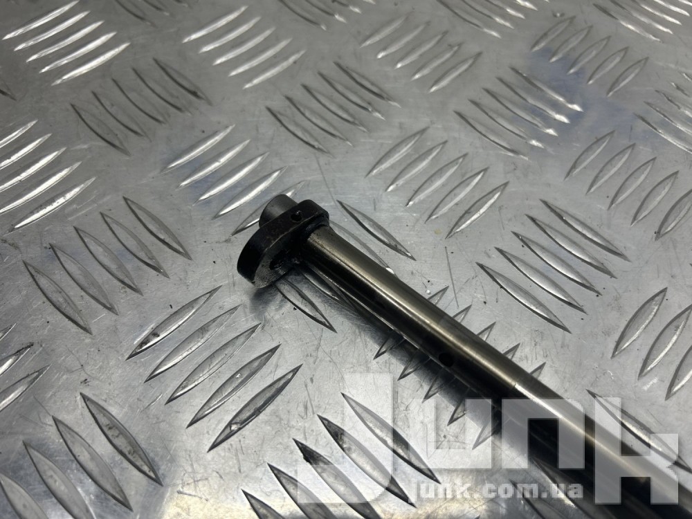 Ось рокеров выпуск для Audi A4 B7 oe 03G109366A разборка бу