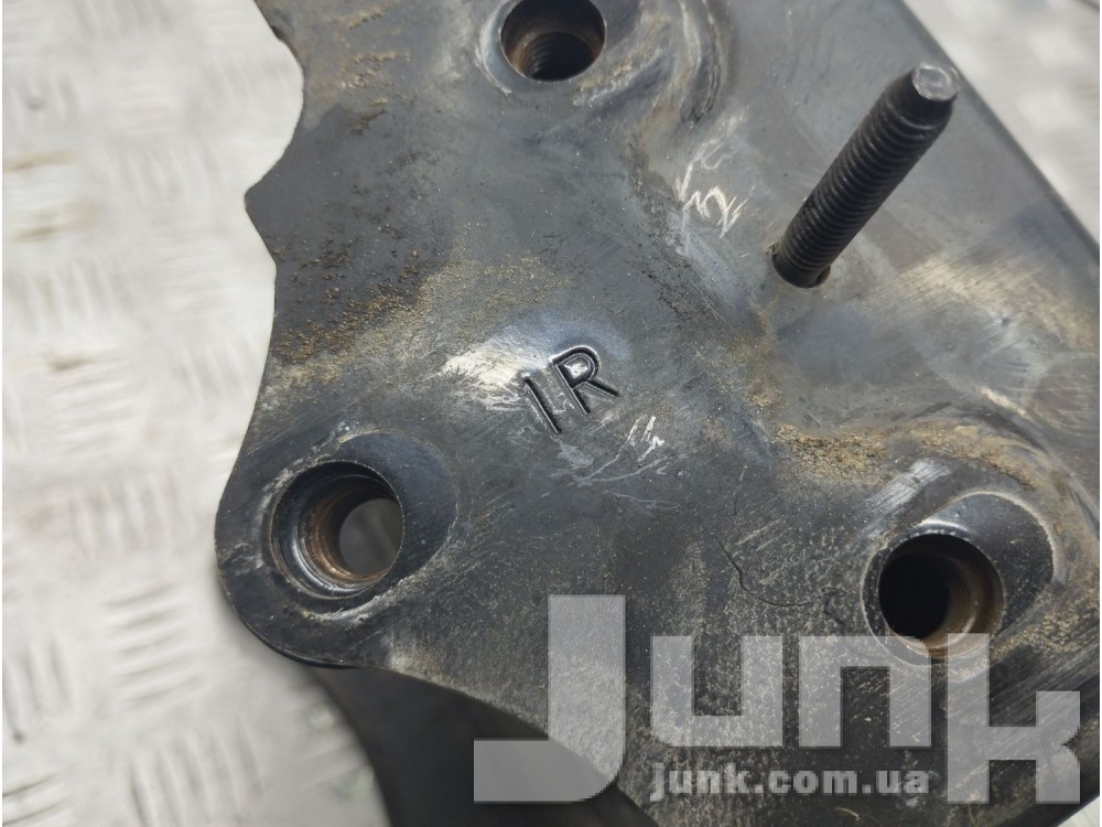 Кронштейн усилителя переднего бампера правый для GS 4 Б/У oe 5710730061 разборка бу