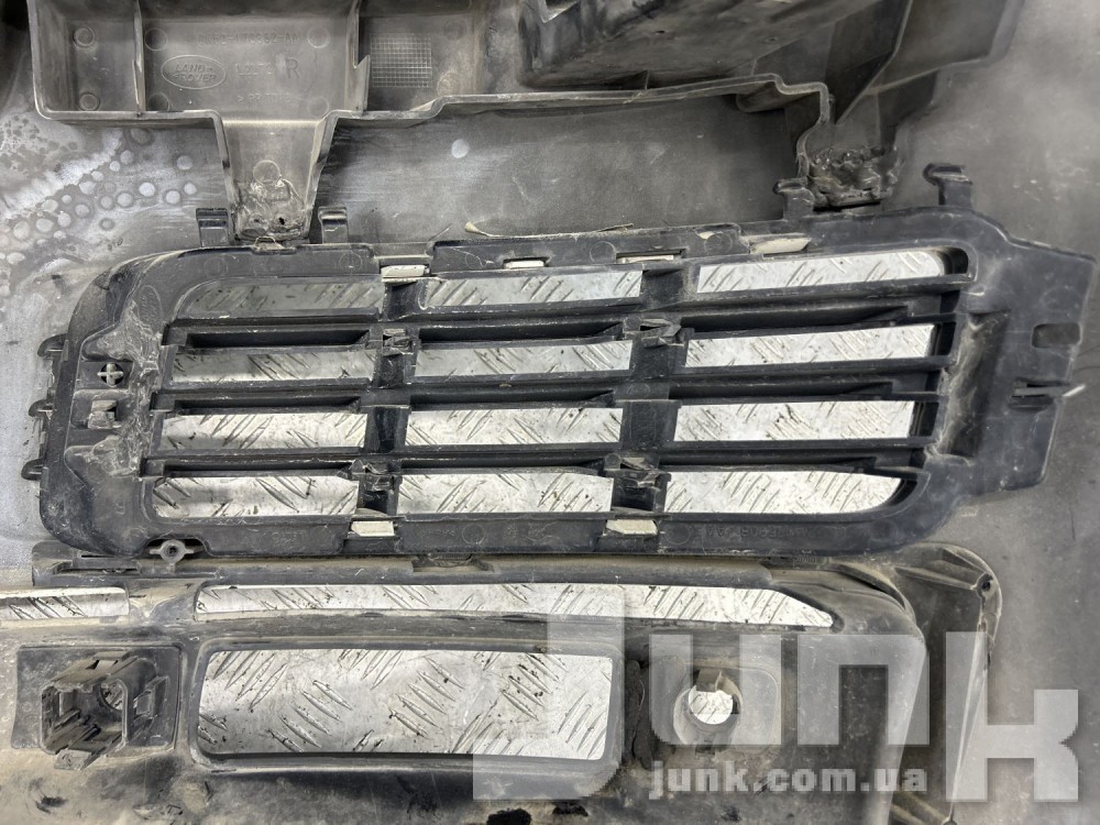 Бампер передний для Land Rover Range Rover IV (L405) 2012-2021 oe LR052106 разборка бу