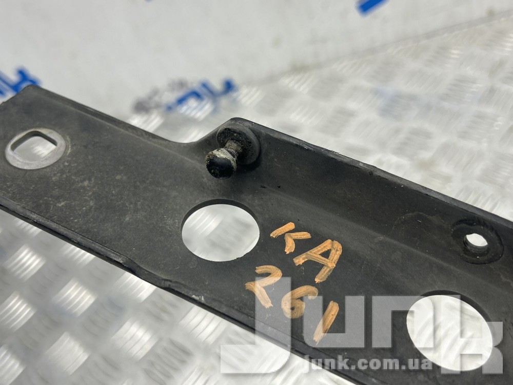 Петля капота левая для Audi A6 C7 oe 4G8823301E запчасти бу Петля капота левая для Audi A6 C7 oe 4G8823301E разборка бу