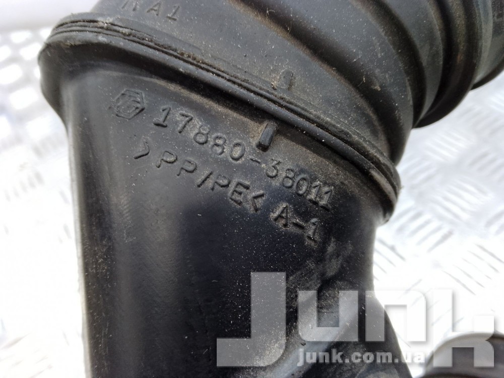 Патрубок воздушного фильтра для Lexus LS 4 oe 1787538011 запчасти бу Патрубок воздушного фильтра для Lexus LS 4 oe 1787538011 разборка бу