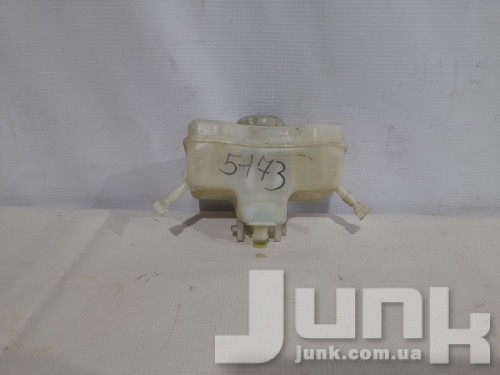 Бачок главного тормозного цилиндра oe 8K0611301A разборка бу
