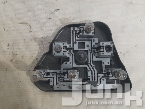 Крышка заднего фонаря для BMW E39 oe 8363566 разборка бу