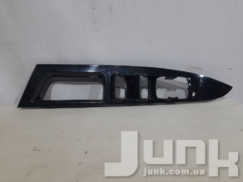 Накладка двери передней левой для Ford Fusion MK5 oe DS7314A564A разборка бу
