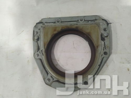 Крышка мотора задняя для Audi A3 8V oe 06K103171F разборка бу