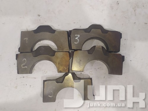 Бугель коренной для Audi A3 8V oe  разборка бу