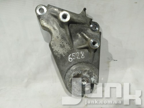 Кронштейн ролика натяжителя для Infiniti Q50 oe 11926EY00A запчасти бу Кронштейн ролика натяжителя для Infiniti Q50 oe 11926EY00A разборка бу