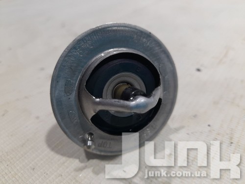 Термостат для Nissan Rogue T32 oe 212006N210 запчасти бу Термостат для Nissan Rogue T32 oe 212006N210 разборка бу