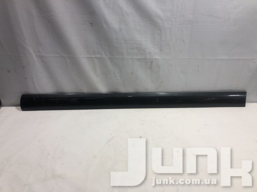 Молдинг передней правой двери для Mercedes W210 oe A2106909062 разборка бу