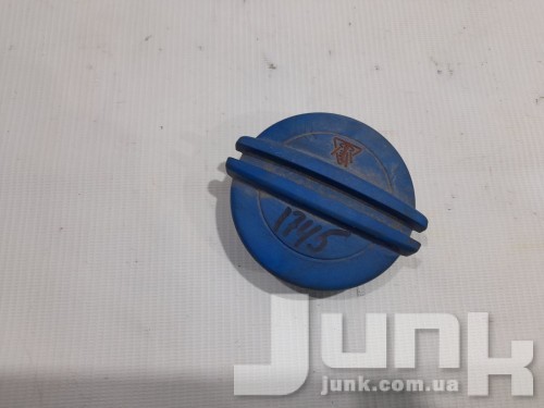 Крышка расширительного бачка oe 3B0121321 разборка бу