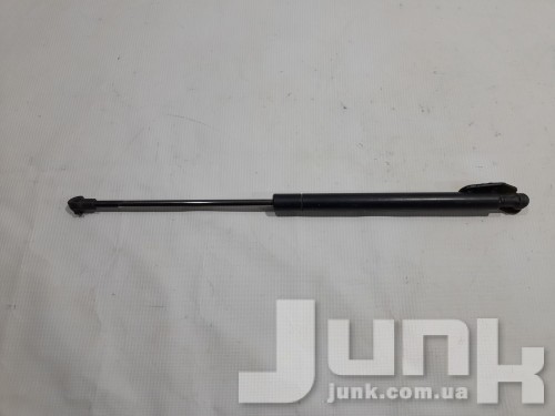 Амортизатор багажника правый для Тойота Avensis T25 oe 6896005071 разборка бу